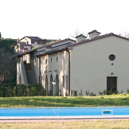 San Ruffino Apartments Lari Extérieur photo