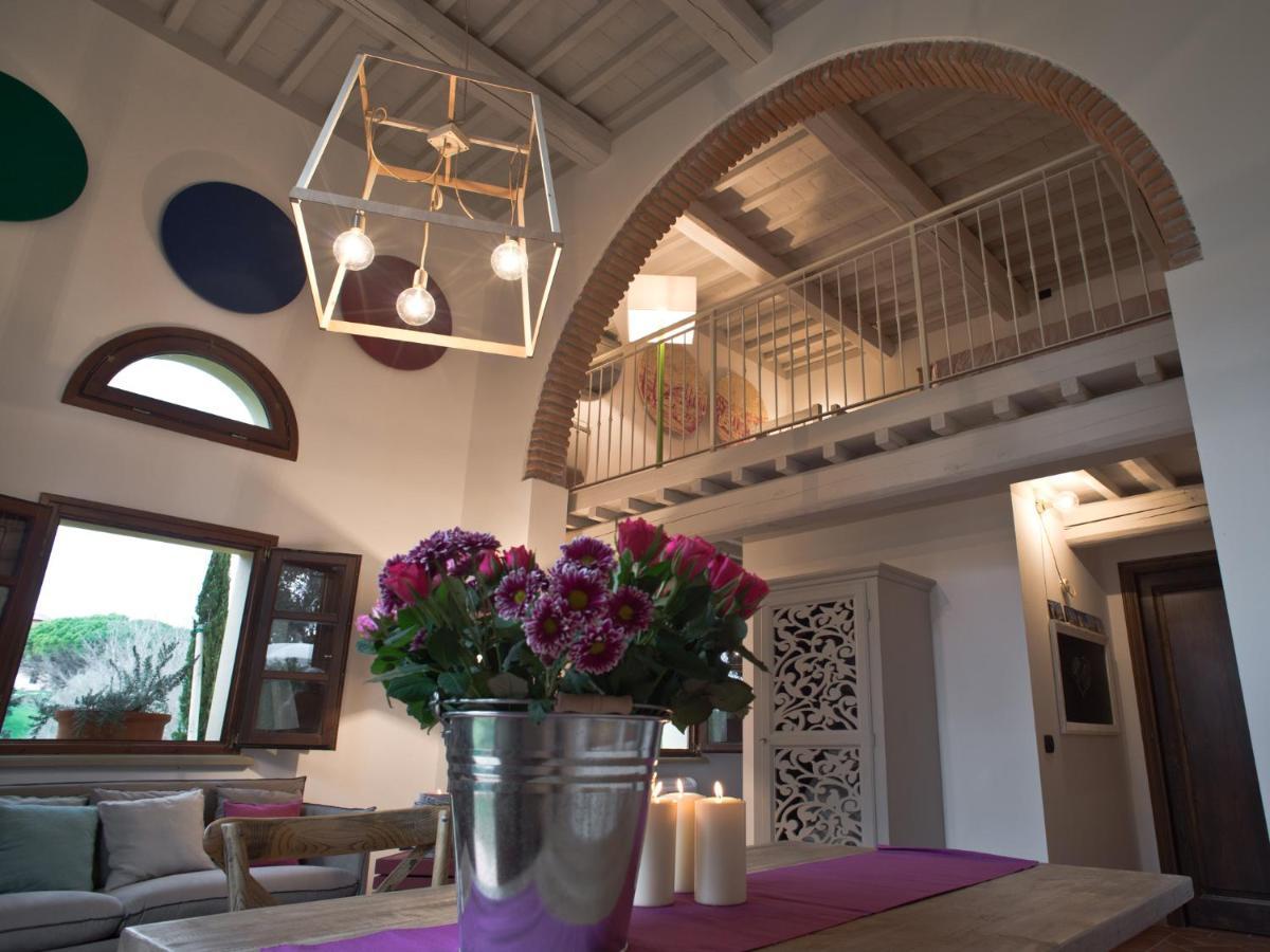 San Ruffino Apartments Lari Extérieur photo