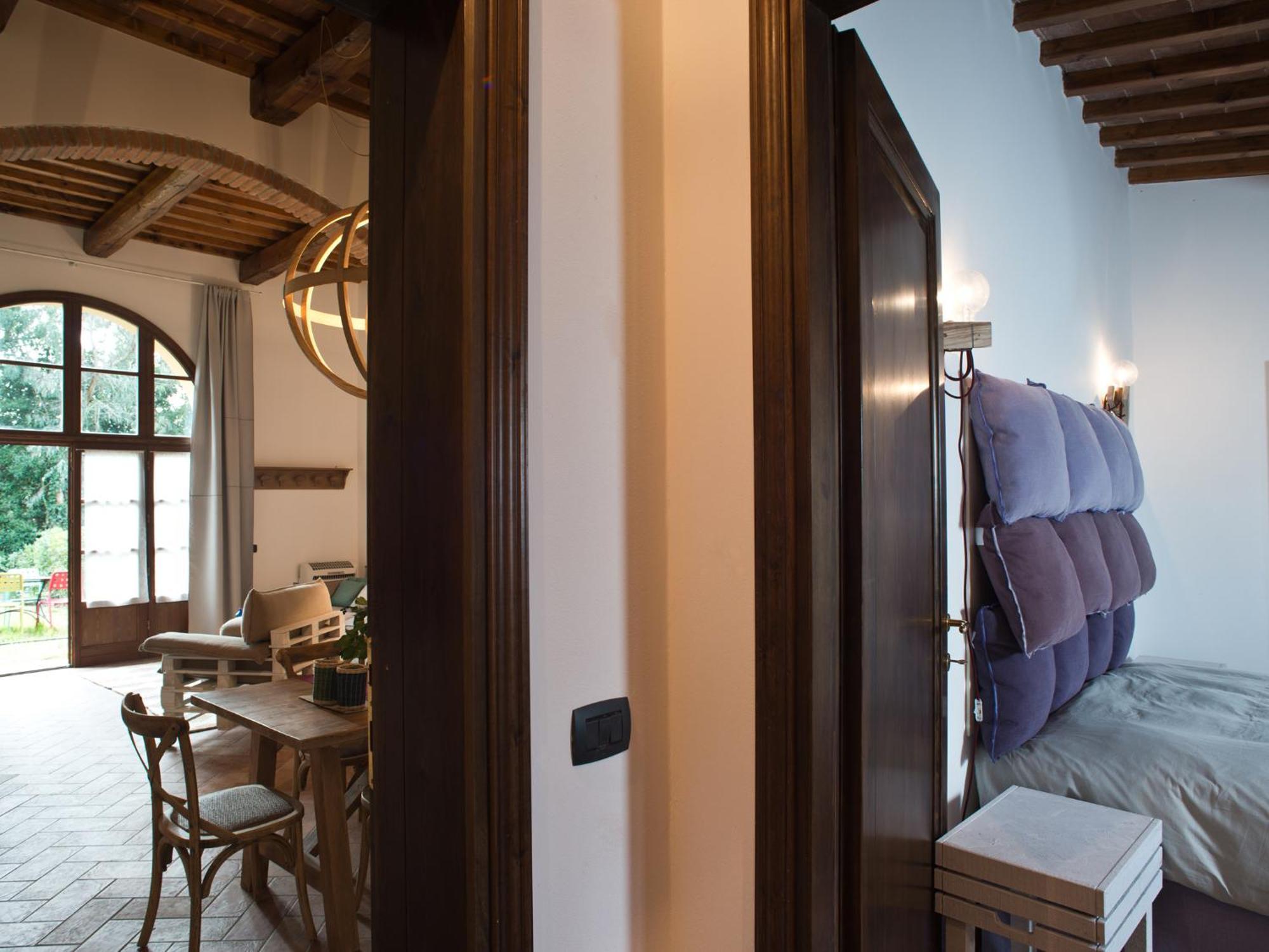 San Ruffino Apartments Lari Extérieur photo