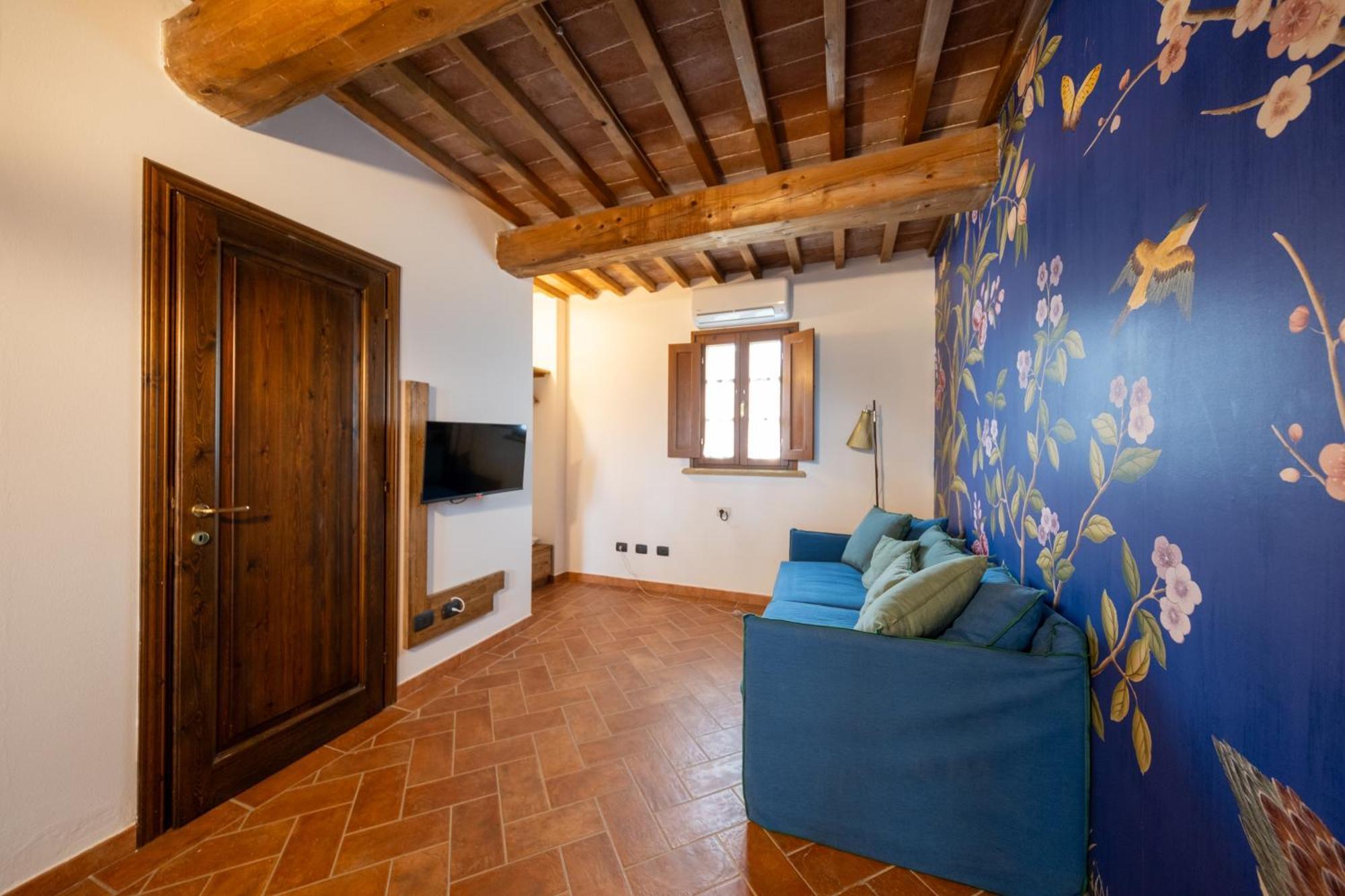 San Ruffino Apartments Lari Extérieur photo