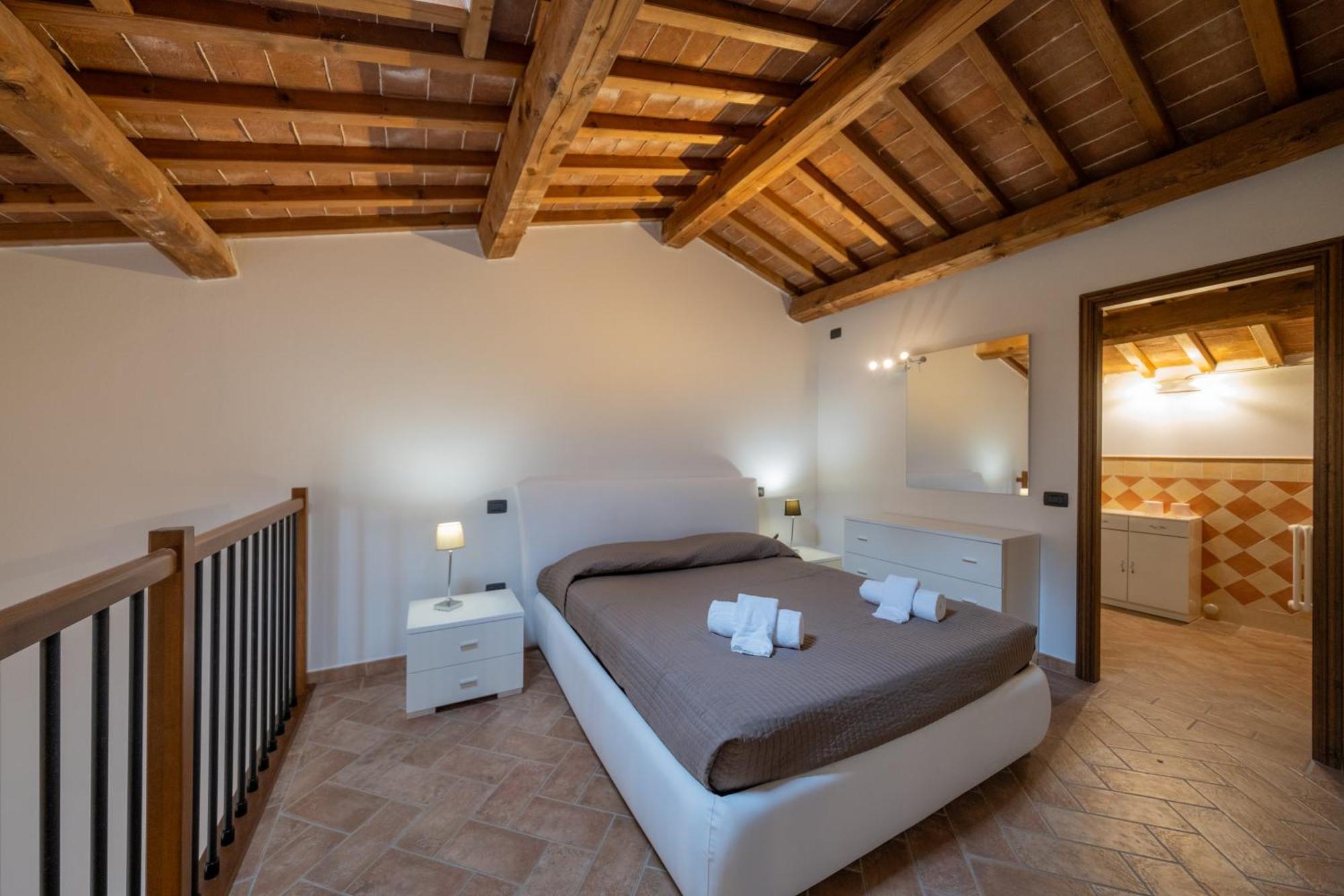 San Ruffino Apartments Lari Extérieur photo