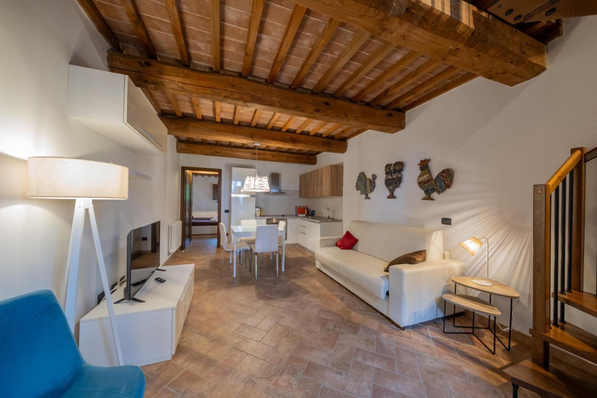 San Ruffino Apartments Lari Extérieur photo