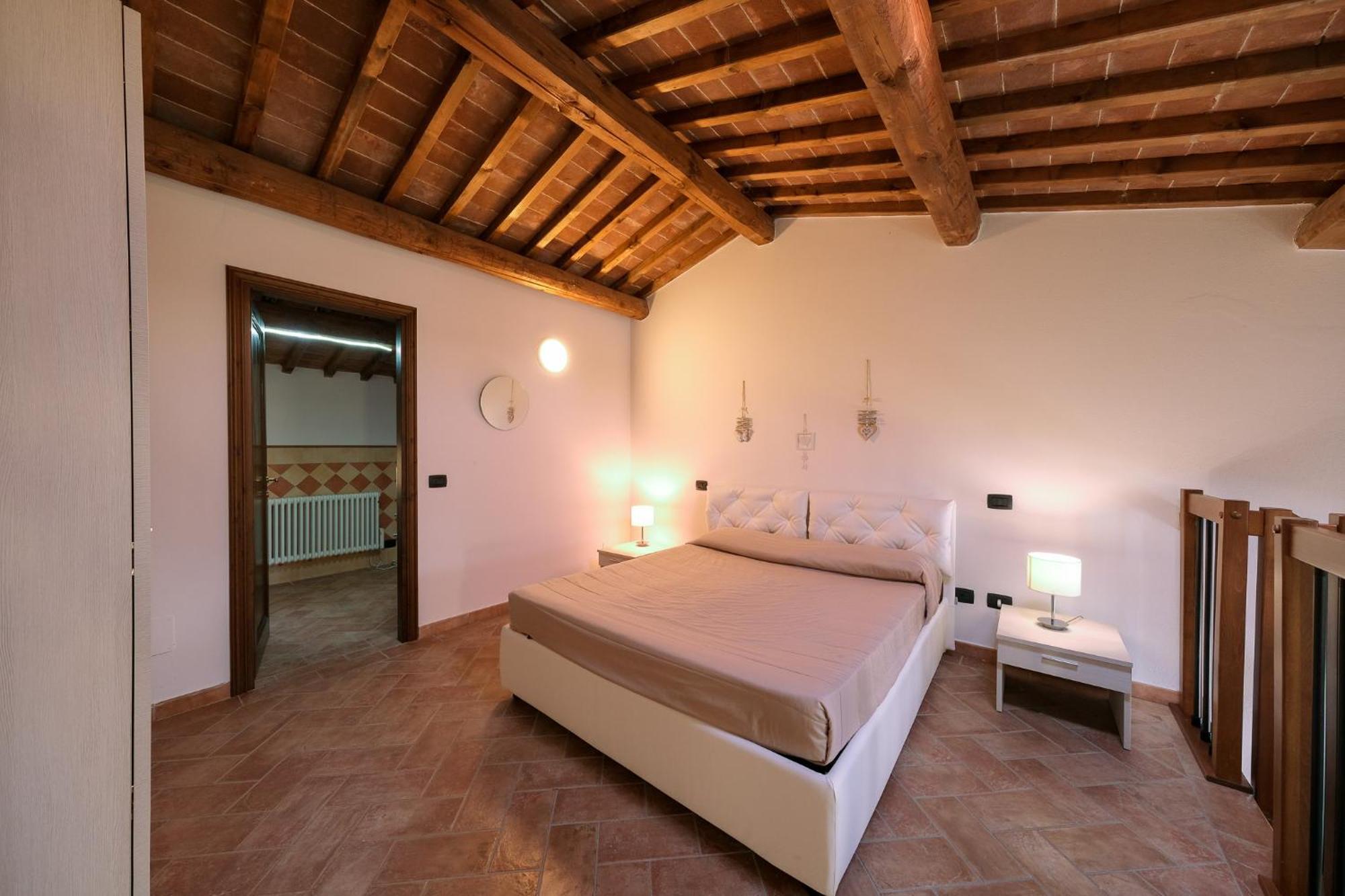 San Ruffino Apartments Lari Extérieur photo