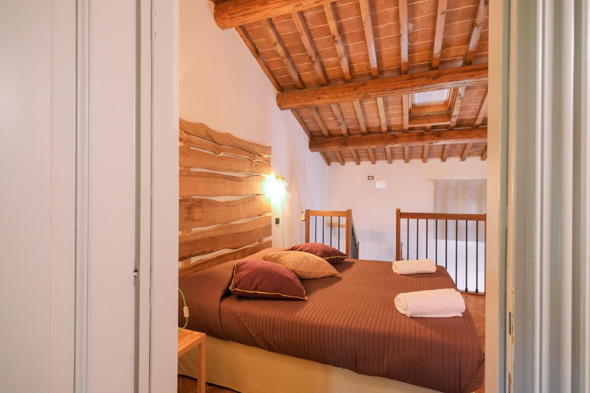 San Ruffino Apartments Lari Extérieur photo